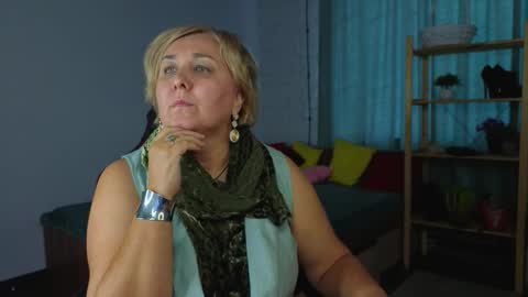 marta_wils online show from 09/25/25, 08:51