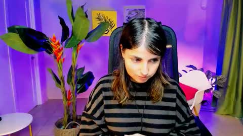 martaedams online show from 11/18/25, 06:18