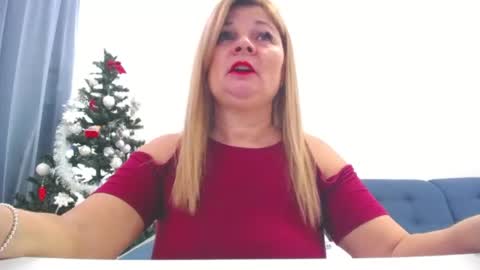 Snapshot of marthanollan chatting on 01/01/25, 08:35 Martha online show from 01/01/25, 08:35