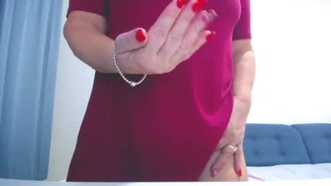 Snapshot of marthanollan chatting on 01/14/25, 05:45 Martha online show from 01/14/25, 05:45