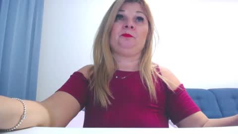 Snapshot of marthanollan chatting on 01/15/25, 06:08 Martha online show from 01/15/25, 06:08