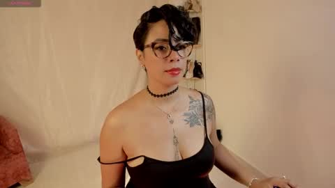 Snapshot of marthina_turner1 chatting on 03/18/26, 01:47 Josephine online show from 03/18/26, 01:47