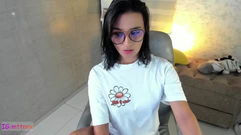 Snapshot of martiiinaa_ chatting on 01/16/25, 06:25 Martina online show from 01/16/25, 06:25