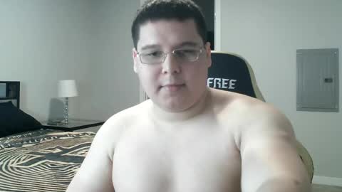 Snapshot of martin_militaryboy chatting on 05/03/26, 12:44 martin_militaryboy online show from 05/03/26, 12:44
