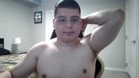 Snapshot of martin_militaryboy chatting on 05/27/26, 01:57 martin_militaryboy online show from 05/27/26, 01:57