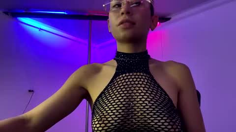 Snapshot of martina3120 chatting on 09/23/25, 03:48 100 explicit here. follow online show from 09/23/25, 03:48