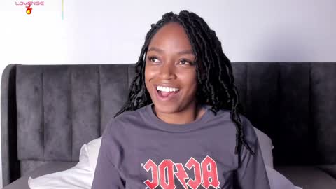 Laura online show from 01/31/25, 08:12