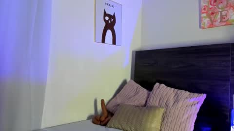 martina mIIler online show from 11/24/25, 01:00