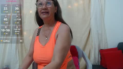 Martina online show from 11/18/25, 06:34