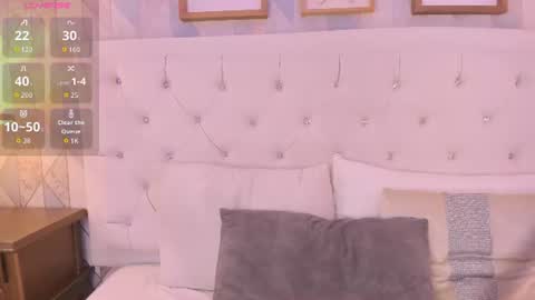 Martina online show from 06/17/26, 11:45
