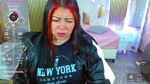 Hey im martina online show from 11/17/25, 03:23