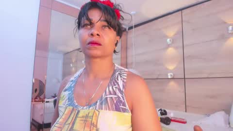 martina touss  online show from 12/02/25, 11:48