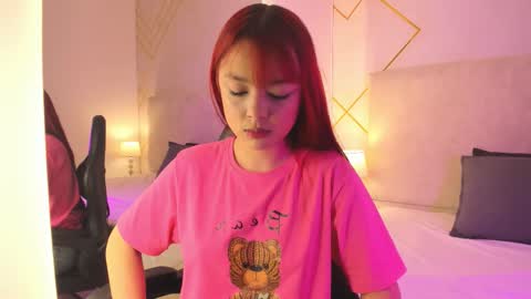 Martina  online show from 12/13/25, 08:14