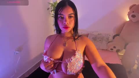 martina Bianchi  online show from 12/26/24, 10:05