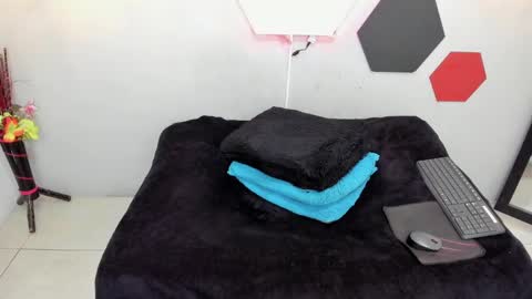 Martina online show from 02/26/25, 08:15