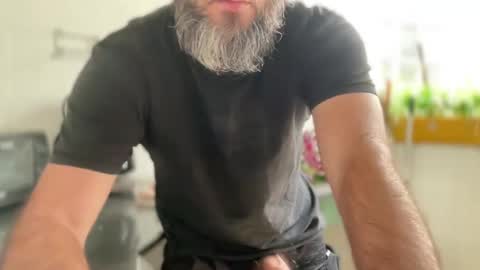 Snapshot of martincito22xl chatting on 02/12/25, 05:58 Martincito online show from 02/12/25, 05:58