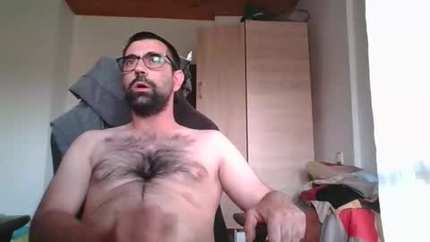 Snapshot of martindeck chatting on 05/11/26, 04:48 martindeck online show from 05/11/26, 04:48