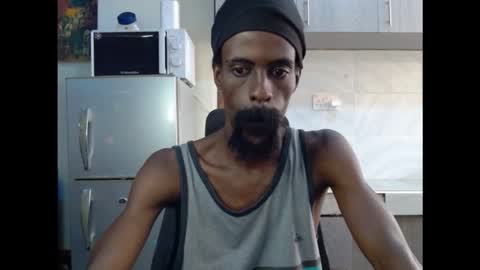 Snapshot of martineznn64 chatting on 11/27/25, 06:04 martineznn64 online show from 11/27/25, 06:04