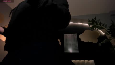 Snapshot of martinnabonnet chatting on 03/10/25, 10:15 Martinna Bonnet online show from 03/10/25, 10:15