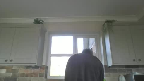 Snapshot of martinrgbxxxx chatting on 03/02/26, 10:11 martinrgbxxxx online show from 03/02/26, 10:11