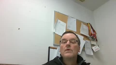 Snapshot of marty1688 chatting on 12/16/24, 11:33 marty1688 online show from 12/16/24, 11:33