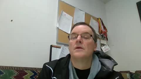 Snapshot of marty1688 chatting on 12/21/24, 12:38 marty1688 online show from 12/21/24, 12:38