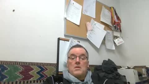 Snapshot of marty1688 chatting on 12/23/24, 11:47 marty1688 online show from 12/23/24, 11:47