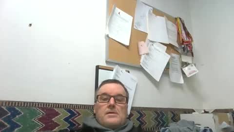 Snapshot of marty1688 chatting on 01/05/25, 02:41 marty1688 online show from 01/05/25, 02:41