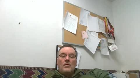 Snapshot of marty1688 chatting on 01/10/25, 11:43 marty1688 online show from 01/10/25, 11:43