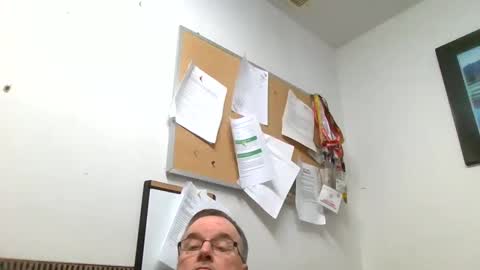 Snapshot of marty1688 chatting on 09/23/25, 11:46 marty1688 online show from 09/23/25, 11:46