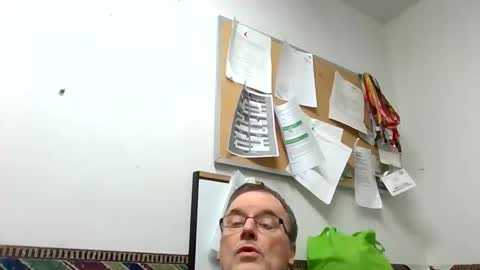 Snapshot of marty1688 chatting on 11/03/25, 12:17 marty1688 online show from 11/03/25, 12:17