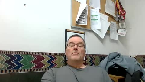 Snapshot of marty1688 chatting on 04/06/26, 10:27 marty1688 online show from 04/06/26, 10:27