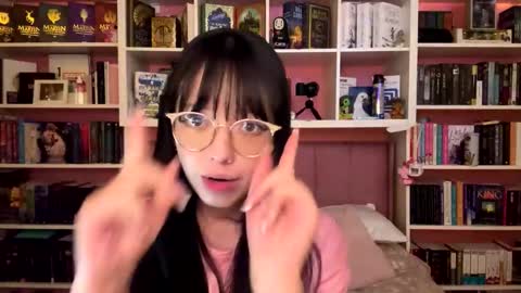 Snapshot of maru_chan_ chatting on 02/14/25, 01:13 INSTAGRAM Maruchan 02 online show from 02/14/25, 01:13