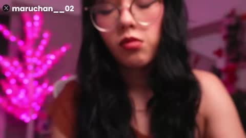 Snapshot of maru_chan_ chatting on 10/19/25, 02:56 INSTAGRAM Maruchan 02 online show from 10/19/25, 02:56