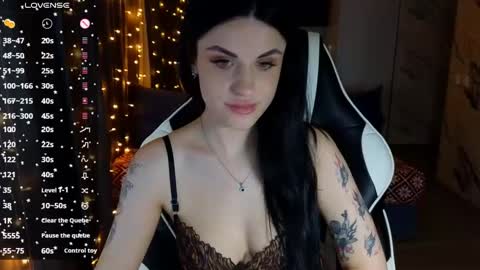 Maria online show from 01/14/25, 01:28