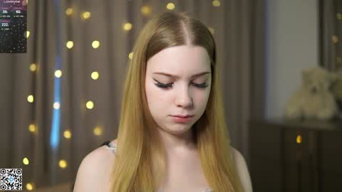 Snapshot of mary_hope_u chatting on 01/12/25, 07:11 Mary online show from 01/12/25, 07:11