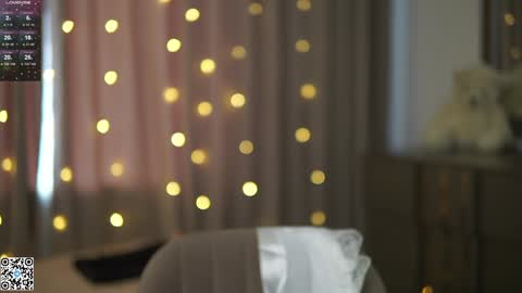 Snapshot of mary_hope_u chatting on 01/12/25, 10:12 Mary online show from 01/12/25, 10:12