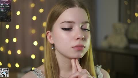 Snapshot of mary_hope_u chatting on 01/16/25, 09:05 Mary online show from 01/16/25, 09:05