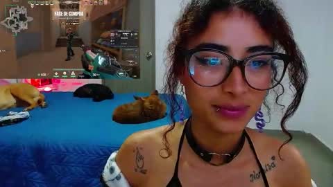 Snapshot of mary_jane1_ chatting on 10/29/25, 01:52 mary online show from 10/29/25, 01:52