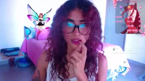 Snapshot of mary_jane1_ chatting on 11/20/25, 01:44 mary online show from 11/20/25, 01:44