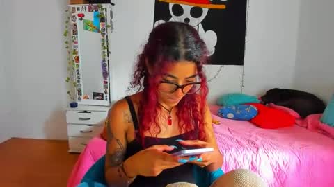 Snapshot of mary_jane1_ chatting on 04/22/26, 09:27 mary online show from 04/22/26, 09:27