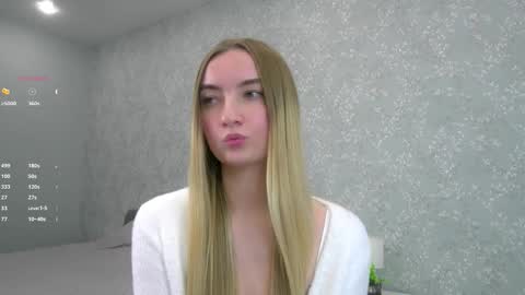 Mary . online show from 11/12/25, 08:37