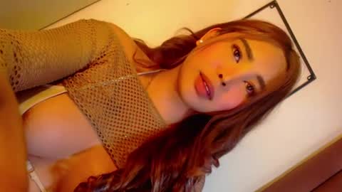 Snapshot of mary_me_babyxx chatting on 06/11/26, 05:33 ANGEL CABALLERO online show from 06/11/26, 05:33