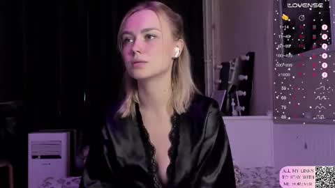 Mary online show from 06/27/26, 11:54