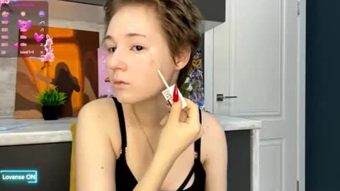 Snapshot of mary_smit chatting on 06/04/26, 05:24 mary online show from 06/04/26, 05:24
