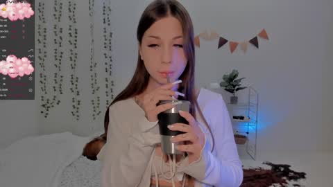 Maryana online show from 12/23/24, 03:44