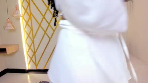 Snapshot of maryevans_ chatting on 01/08/26, 12:18 online show from 01/08/26, 12:18