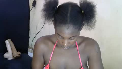 Mary online show from 11/05/25, 08:36