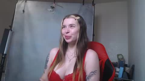 Snapshot of maryh0tlove chatting on 06/30/26, 01:56 maryh0tlove online show from 06/30/26, 01:56