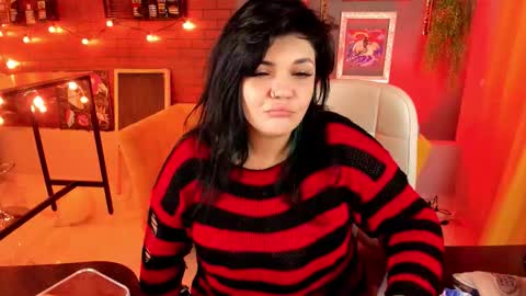 Mary online show from 10/19/25, 08:42